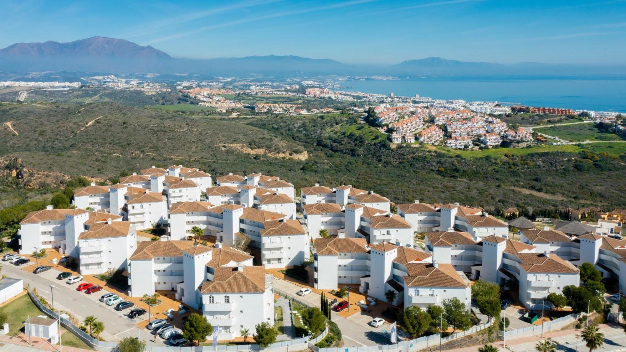 Sea Glimpse Apartamento De Vacaciones Манилва Экстерьер фото