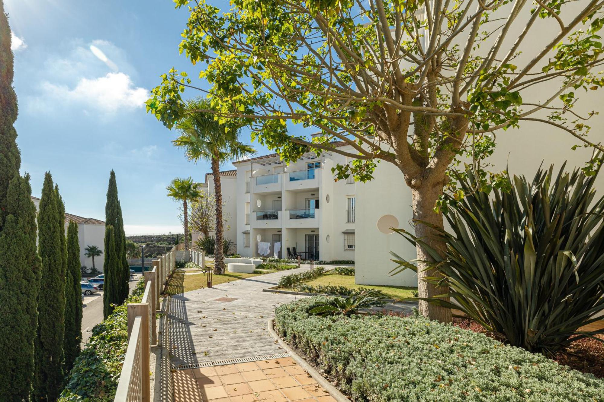 Sea Glimpse Apartamento De Vacaciones Манилва Экстерьер фото